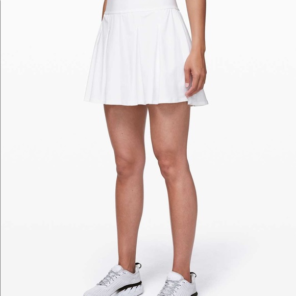BNWOT Lululemon Tennis Time Skirt 15" - Picture 5 of 6